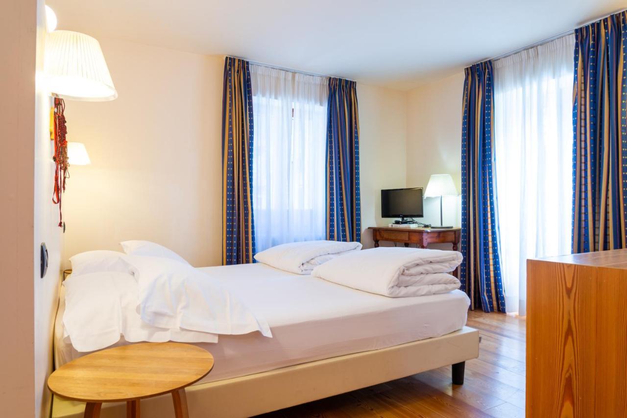 Hotel Berthod กูร์มาเยอร์ ภายนอก รูปภาพ