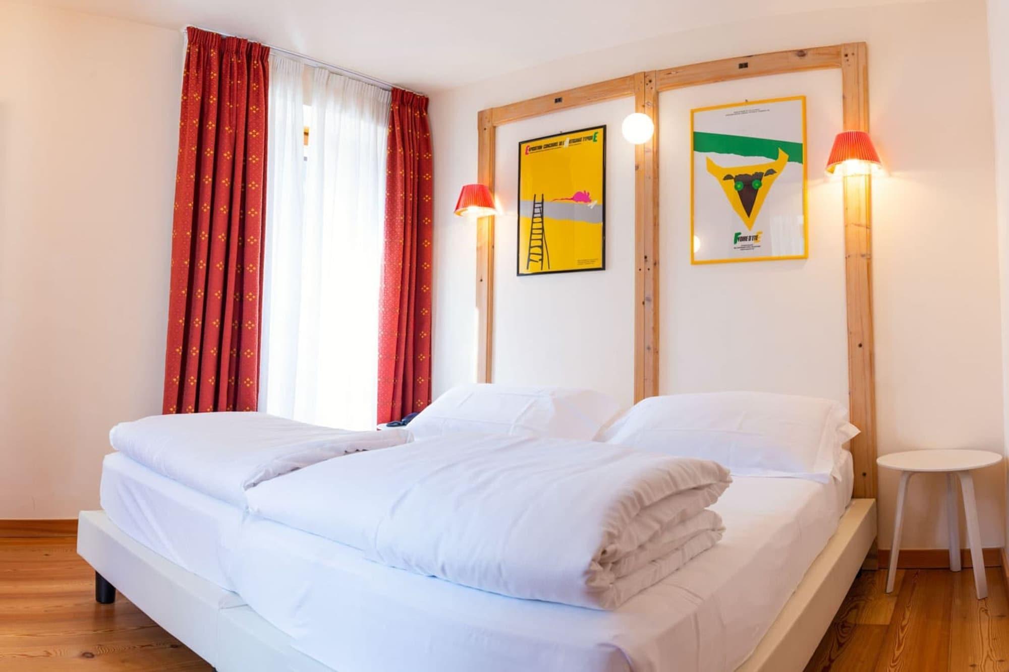 Hotel Berthod กูร์มาเยอร์ ภายนอก รูปภาพ