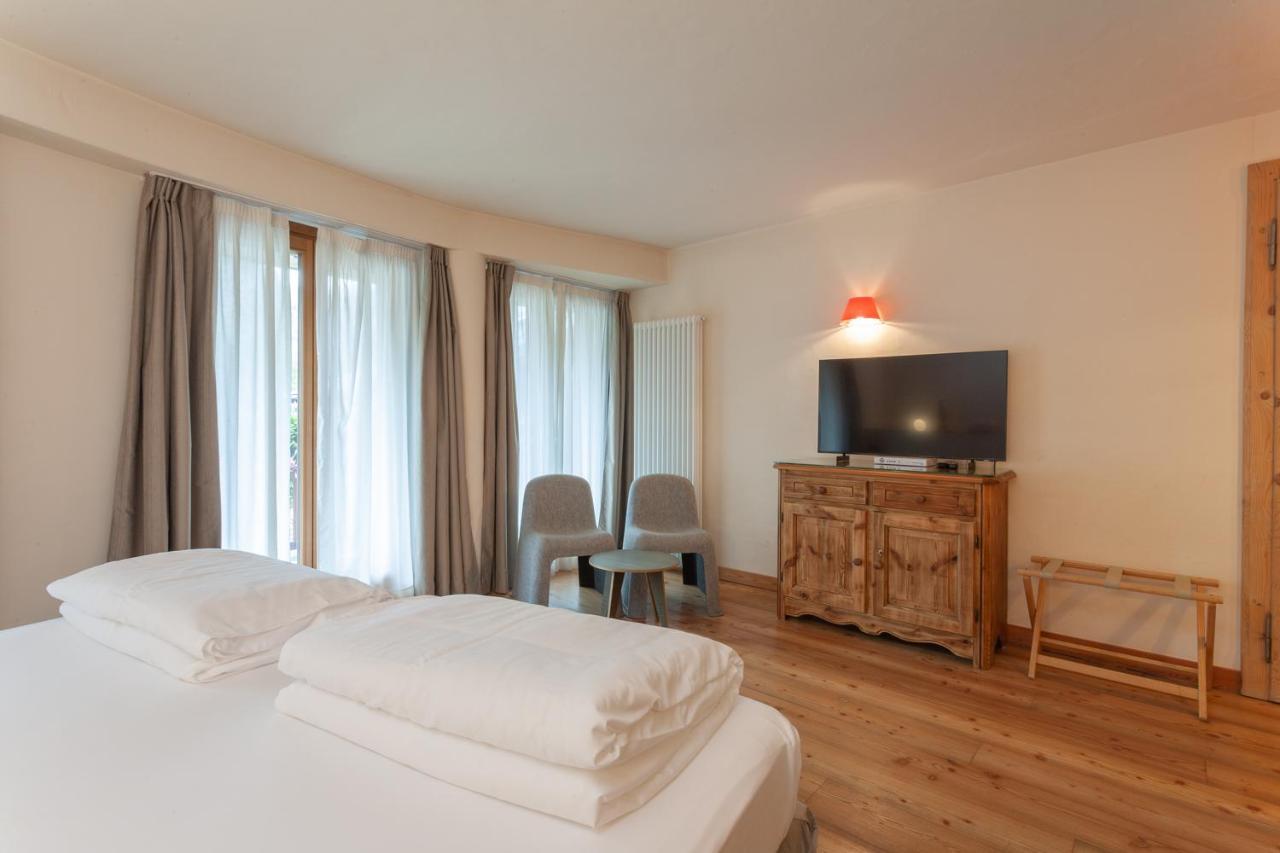 Hotel Berthod กูร์มาเยอร์ ภายนอก รูปภาพ