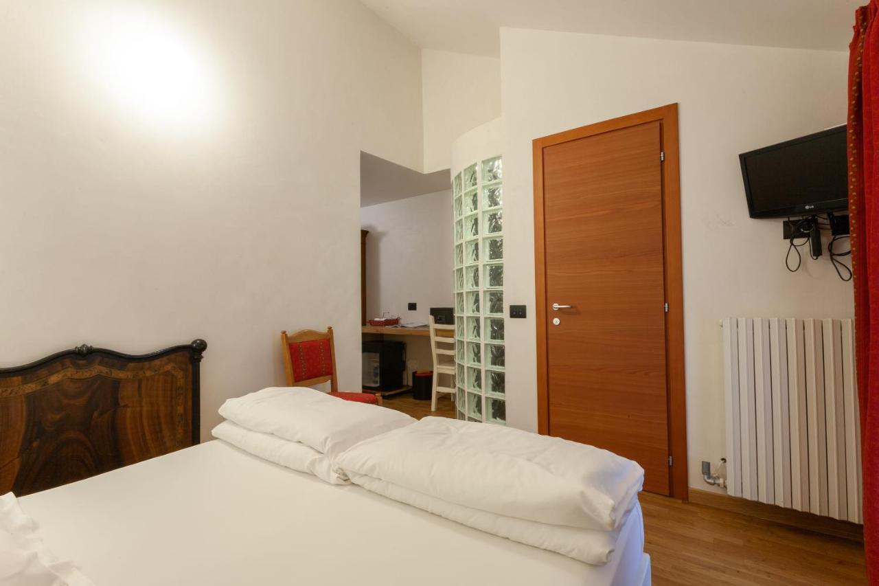 Hotel Berthod กูร์มาเยอร์ ภายนอก รูปภาพ